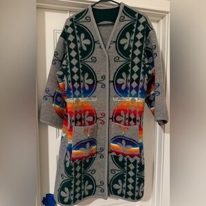 Pendleton blanket Wool Coat Robe Jacket Wrap Beaver Creek Aztec Turtle